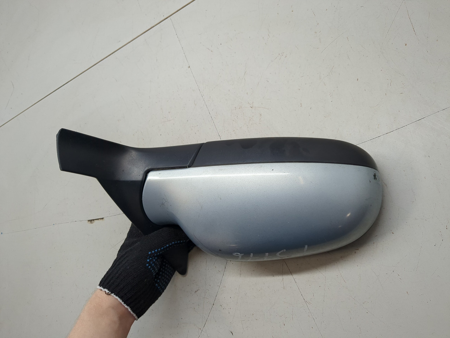 Зеркало правое электрическое