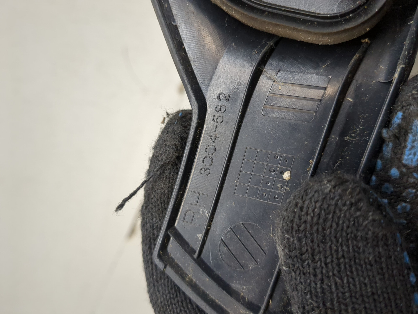 Зеркало правое электрическое