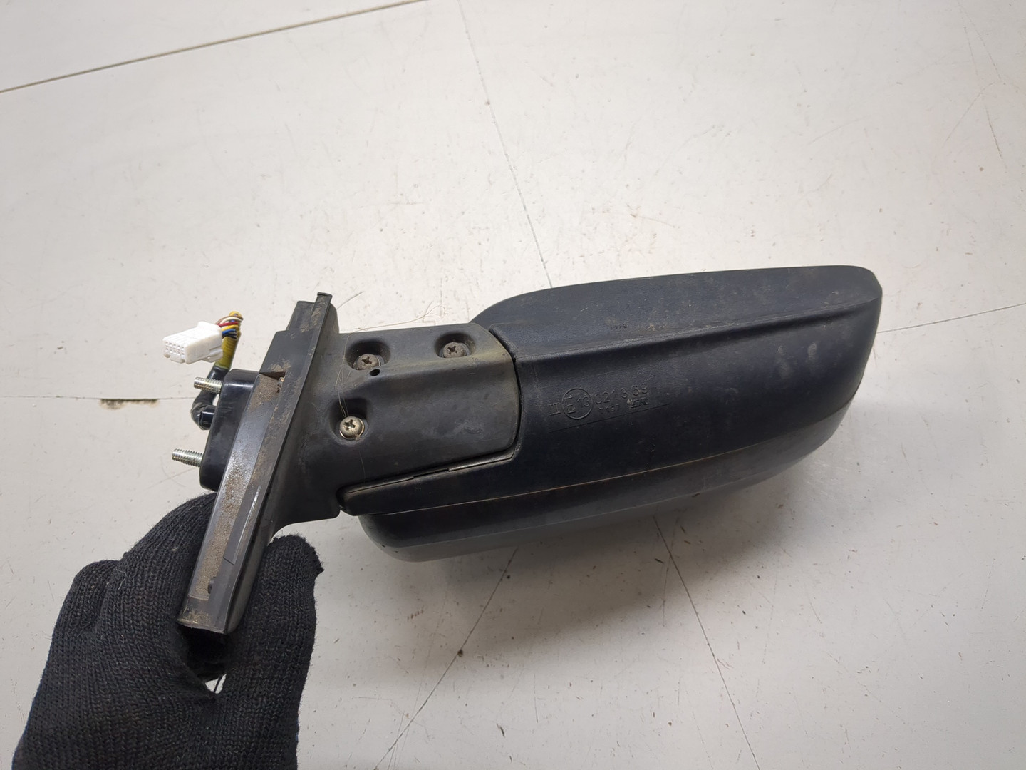 Зеркало правое электрическое