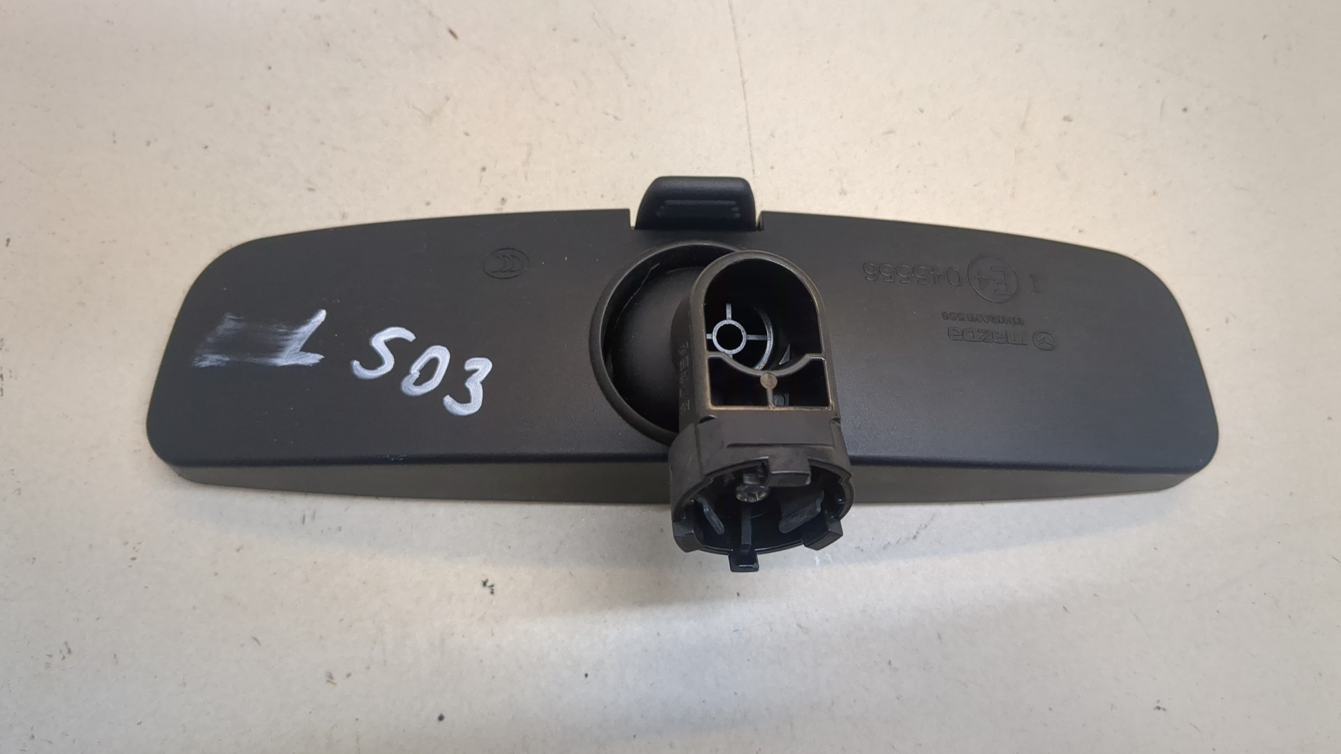 Зеркало заднего вида