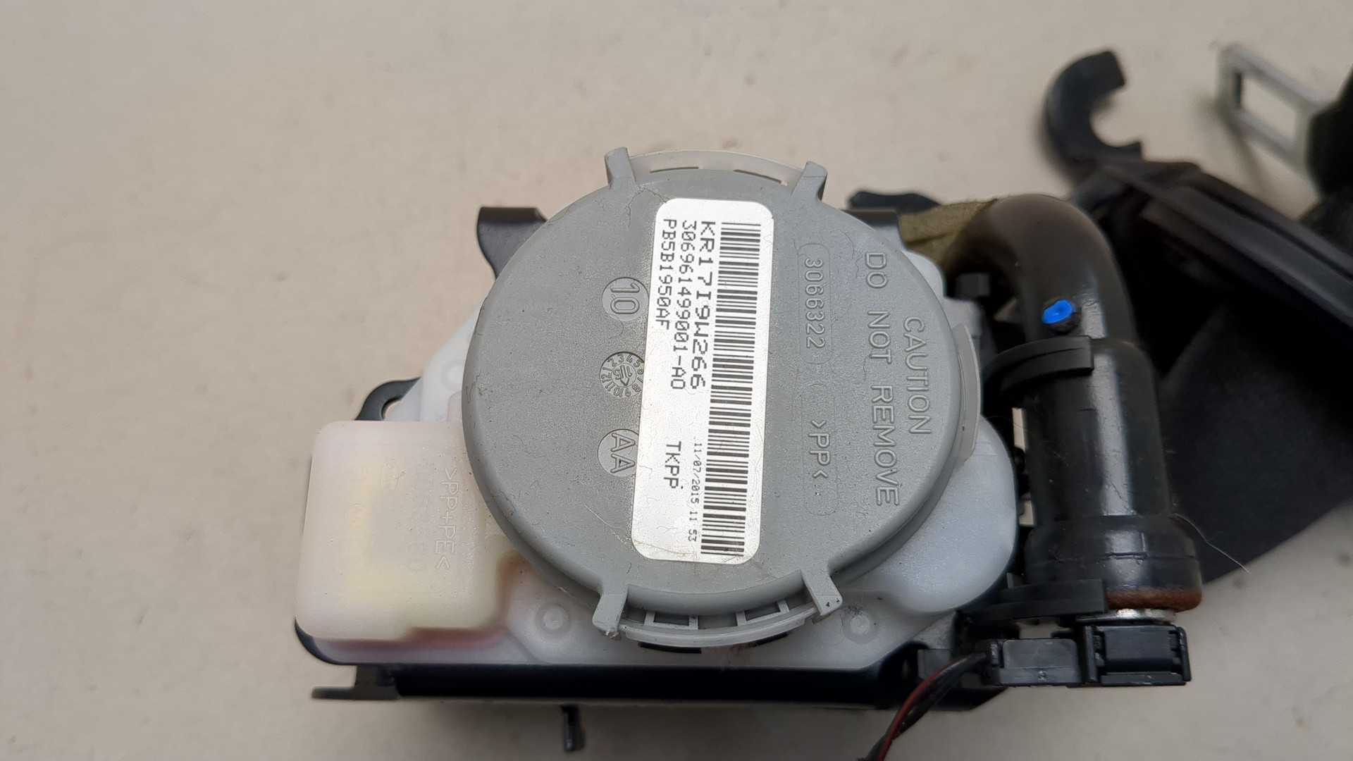 Ремень безопасности