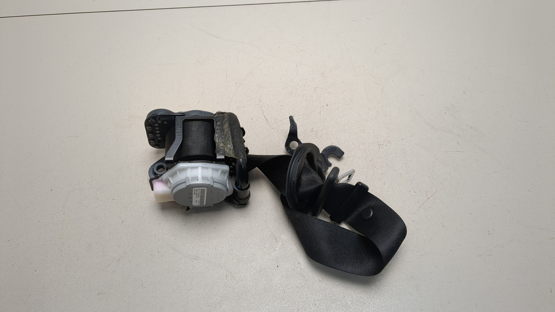 Ремень безопасности