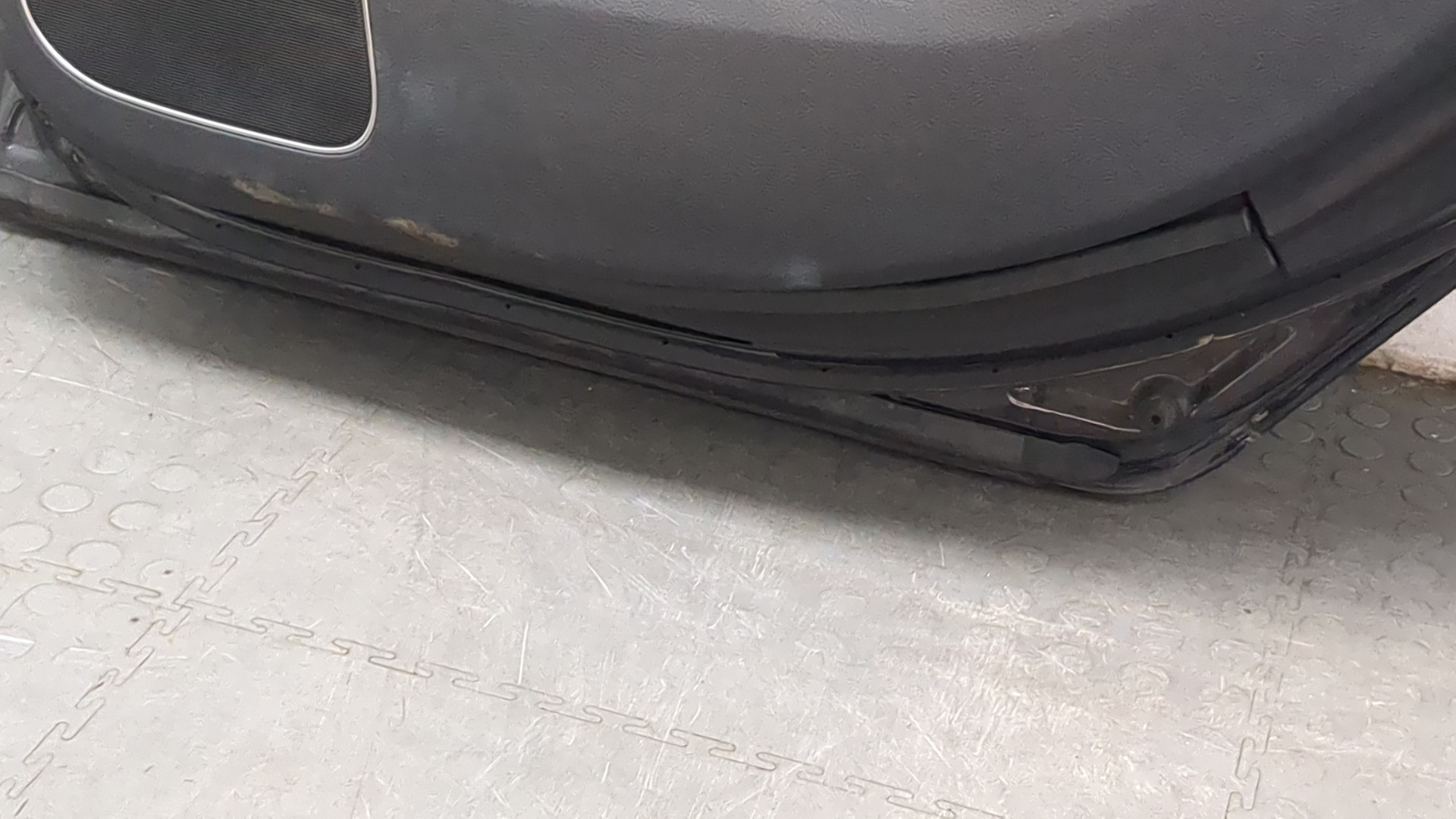 Дверь задняя правая