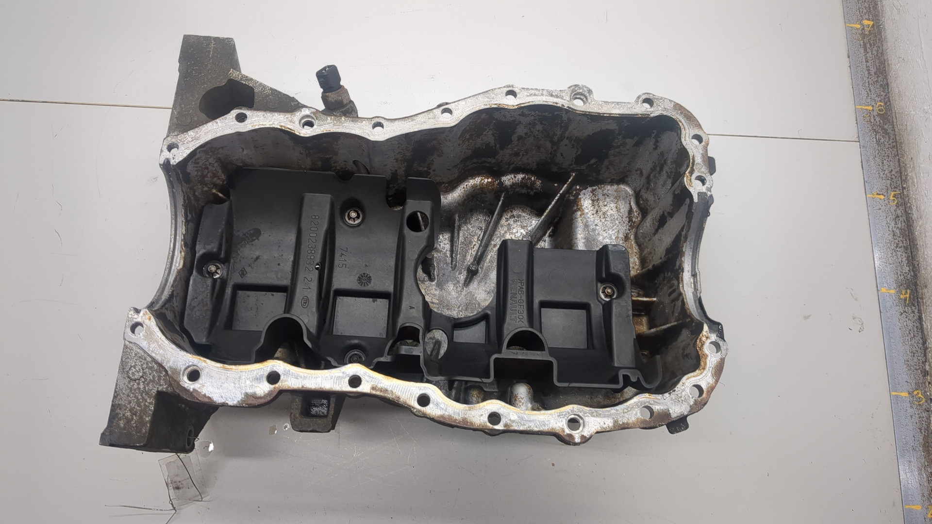 Поддон масляный двигателя (картер)