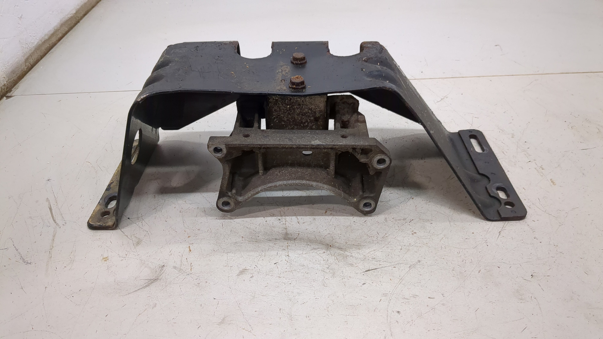 Кронштейн КПП