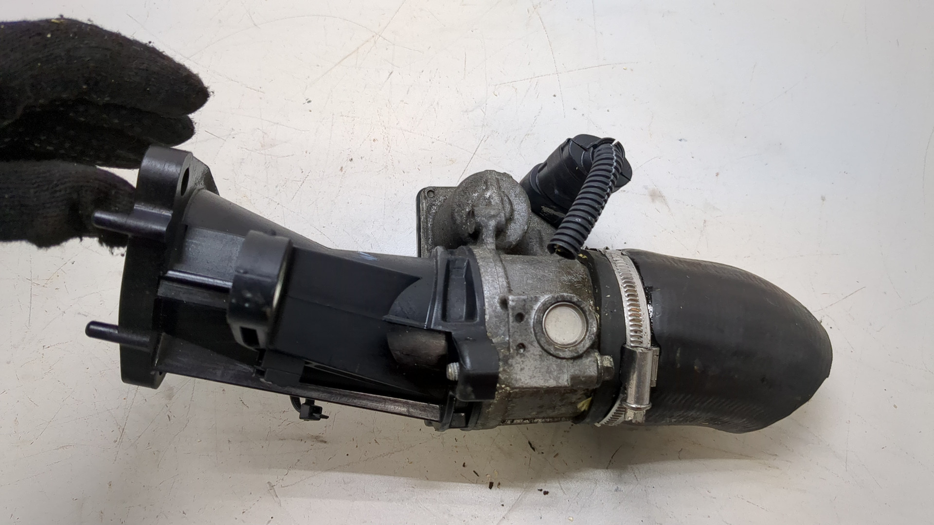 Заслонка дроссельная электрическая