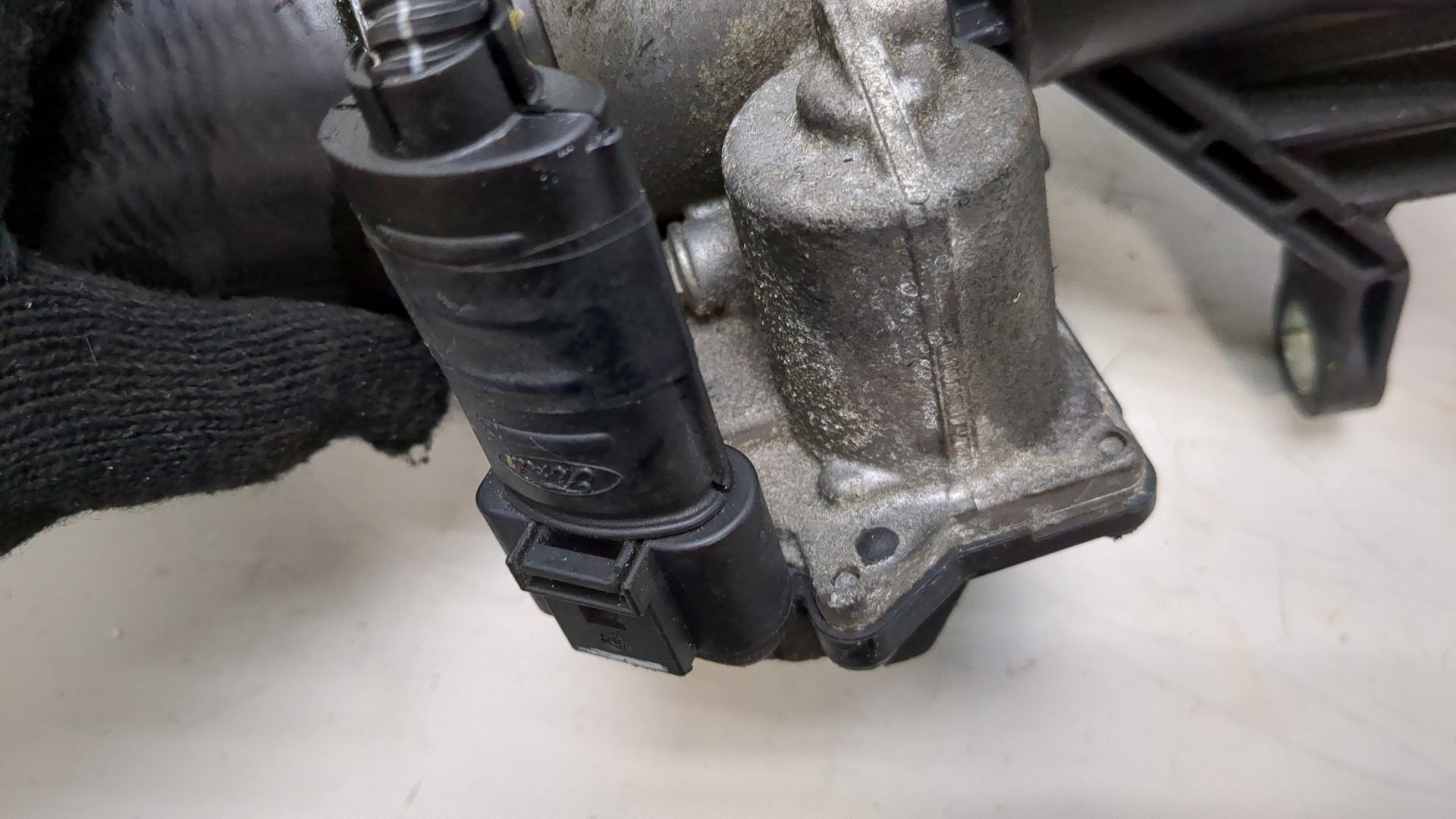 Заслонка дроссельная электрическая