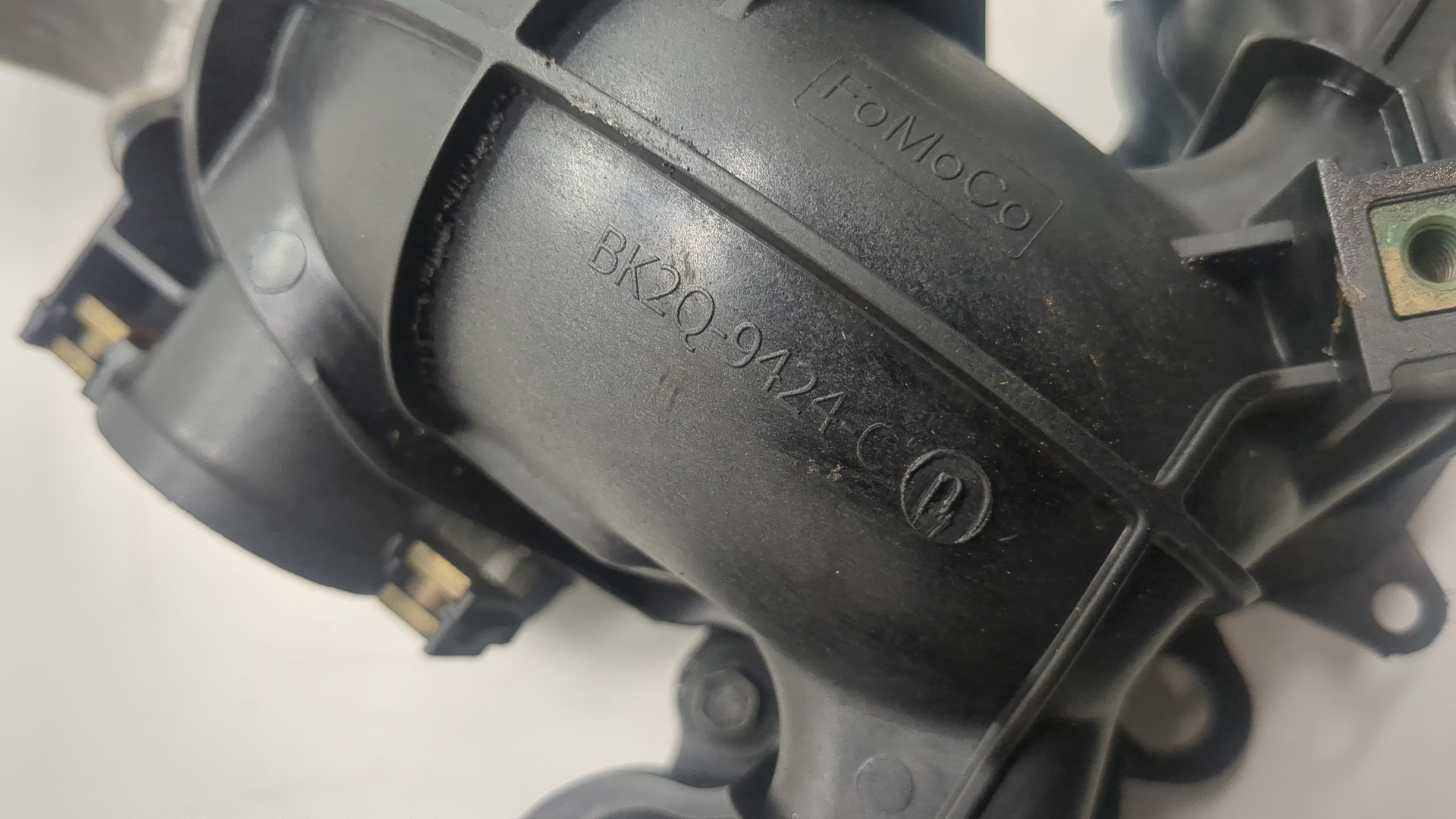 Коллектор впускной