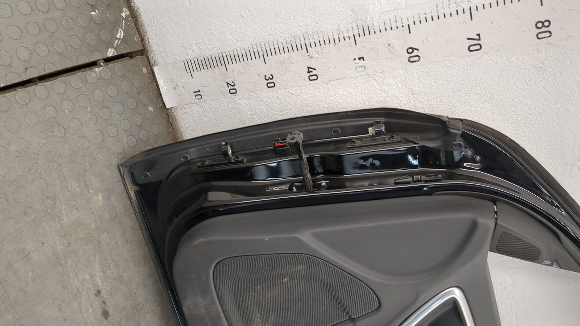 Дверь передняя правая