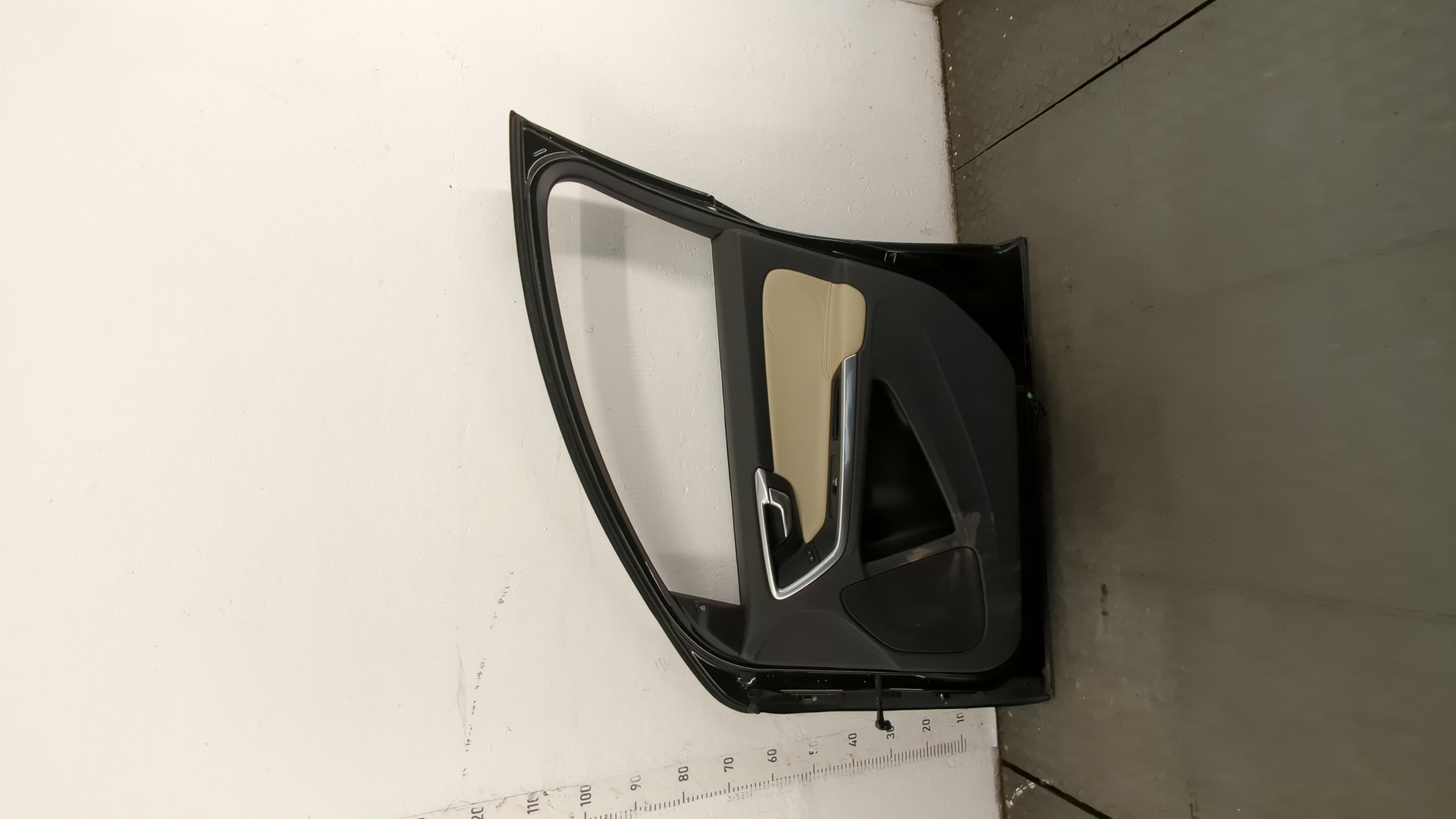 Дверь передняя правая