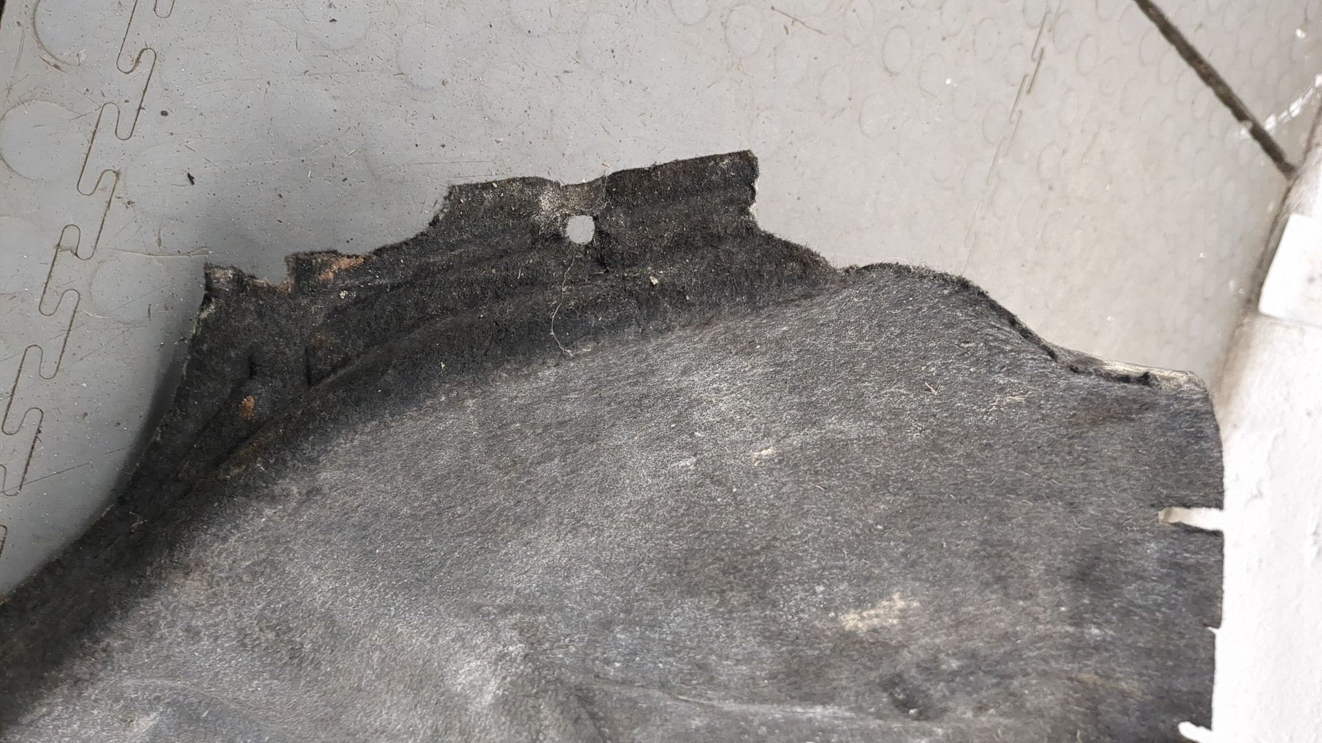 Локер передний левый