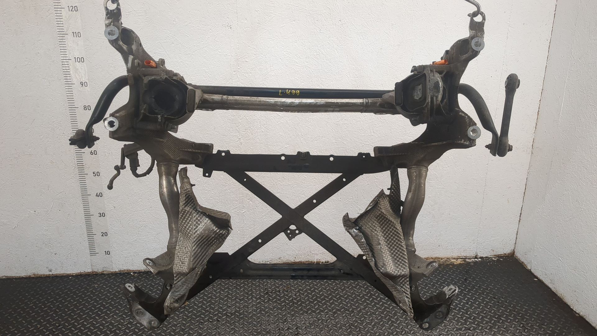 Балка подмоторная