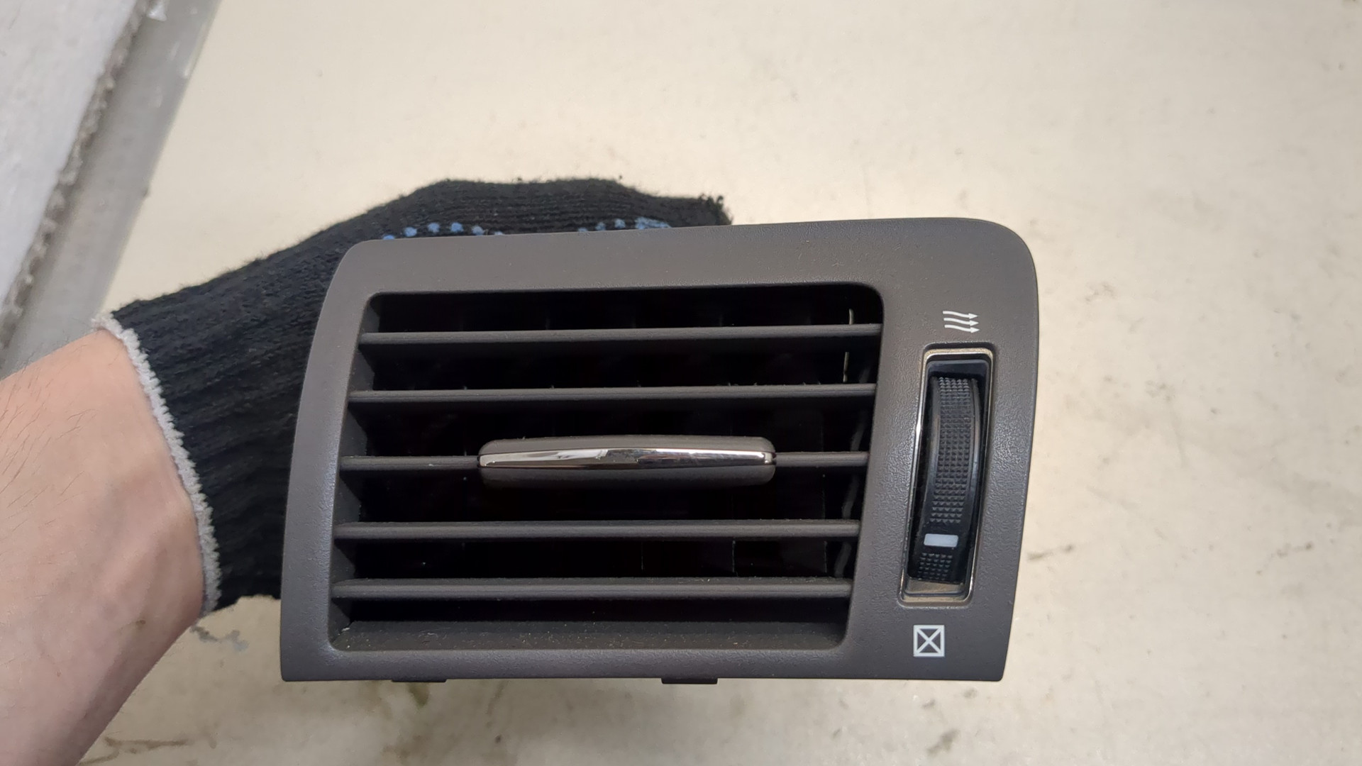 Дефлектор воздушный