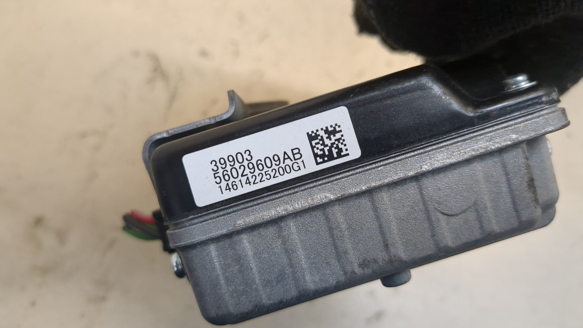 Преобразователь напряжения (адаптер)