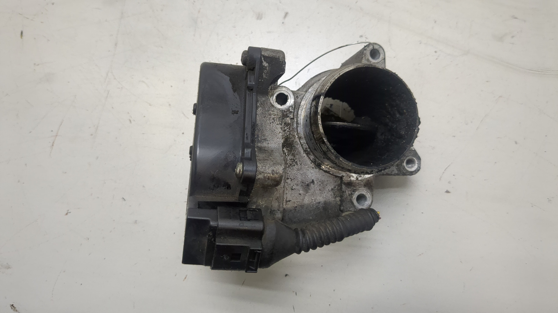 Заслонка дроссельная электрическая