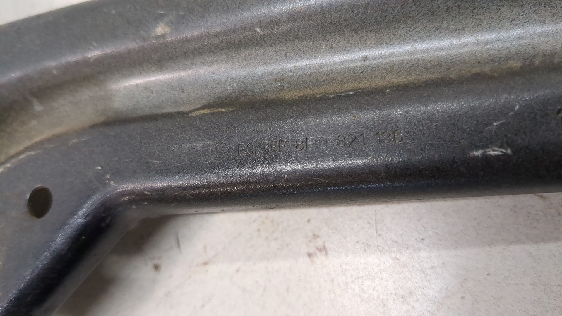 Кронштейн крепления крыла