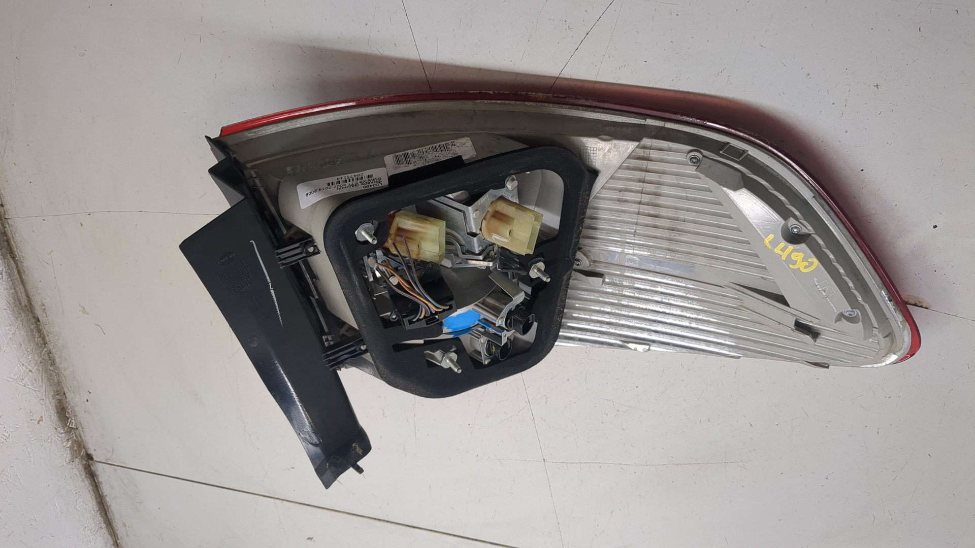 Фонарь задний правый