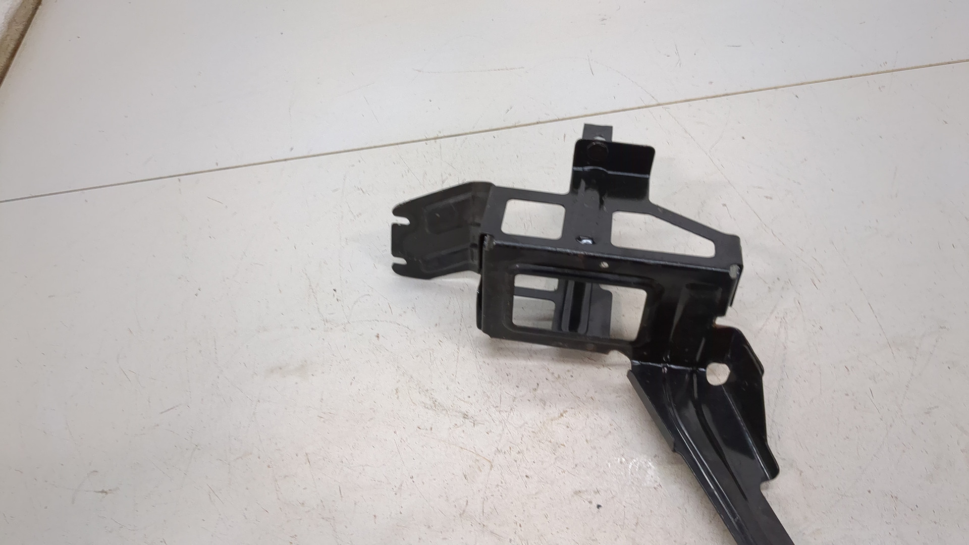 Кронштейн (сопут. товар)