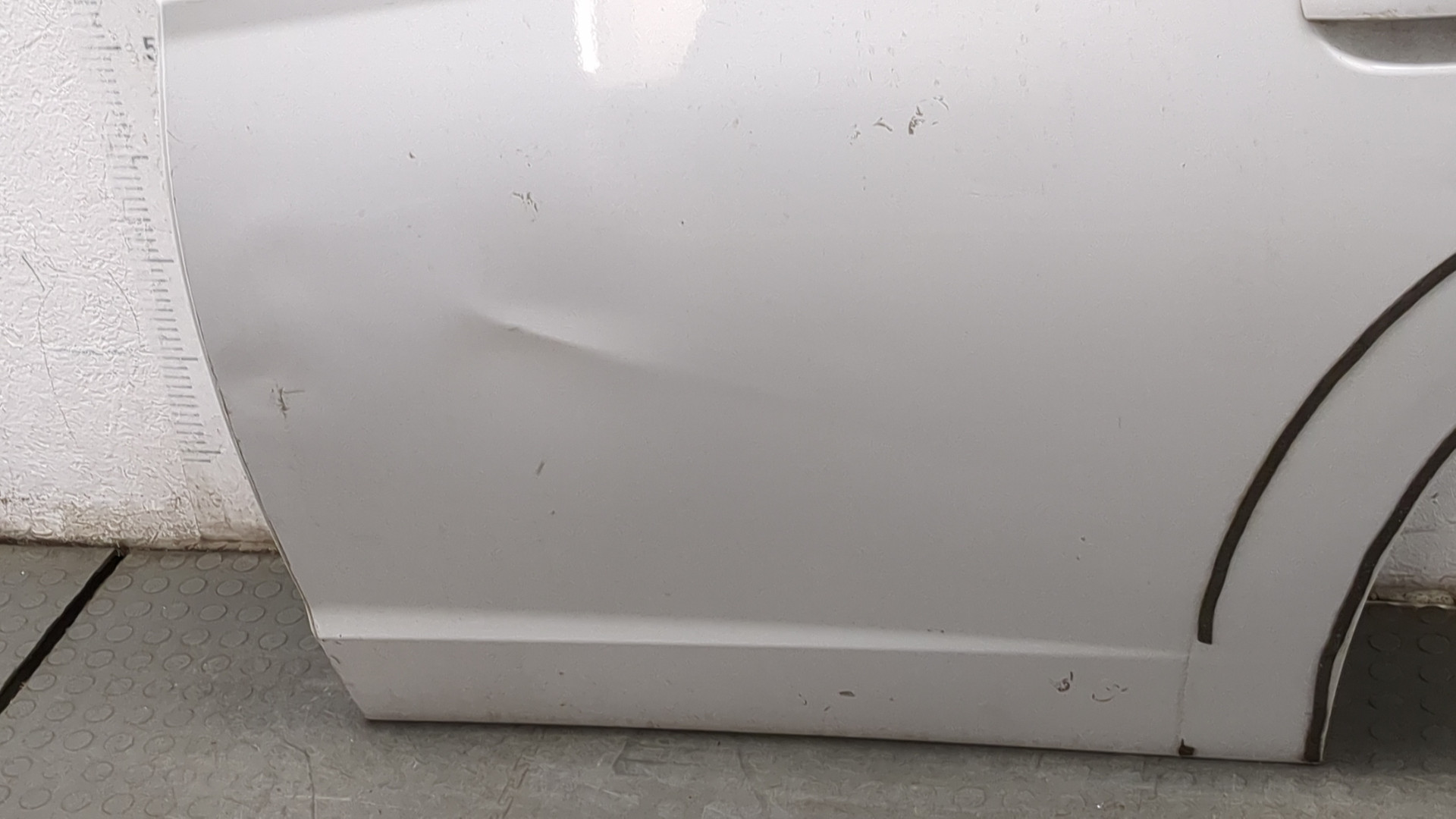 Дверь задняя левая