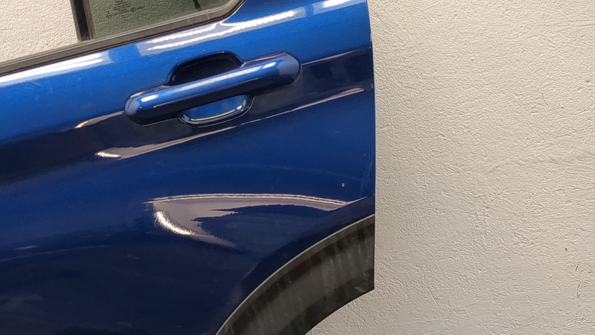 Дверь задняя левая