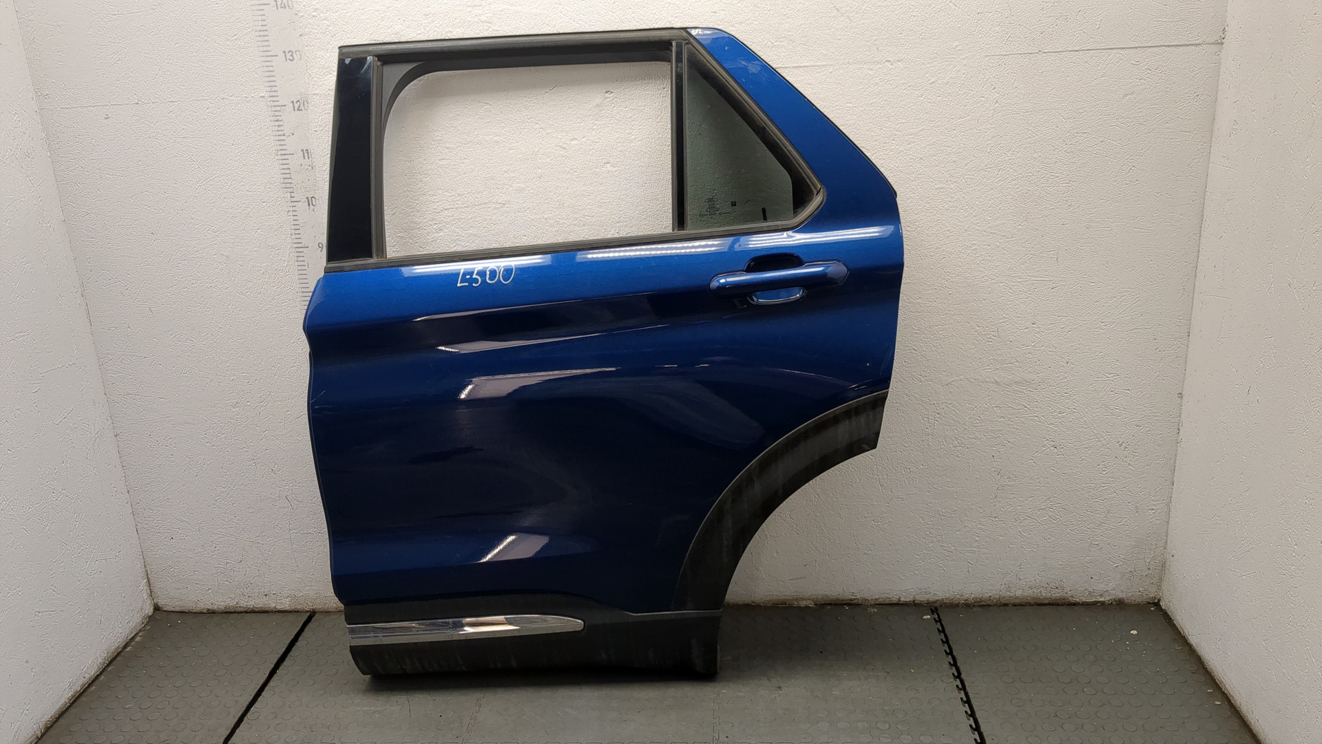 Дверь задняя левая