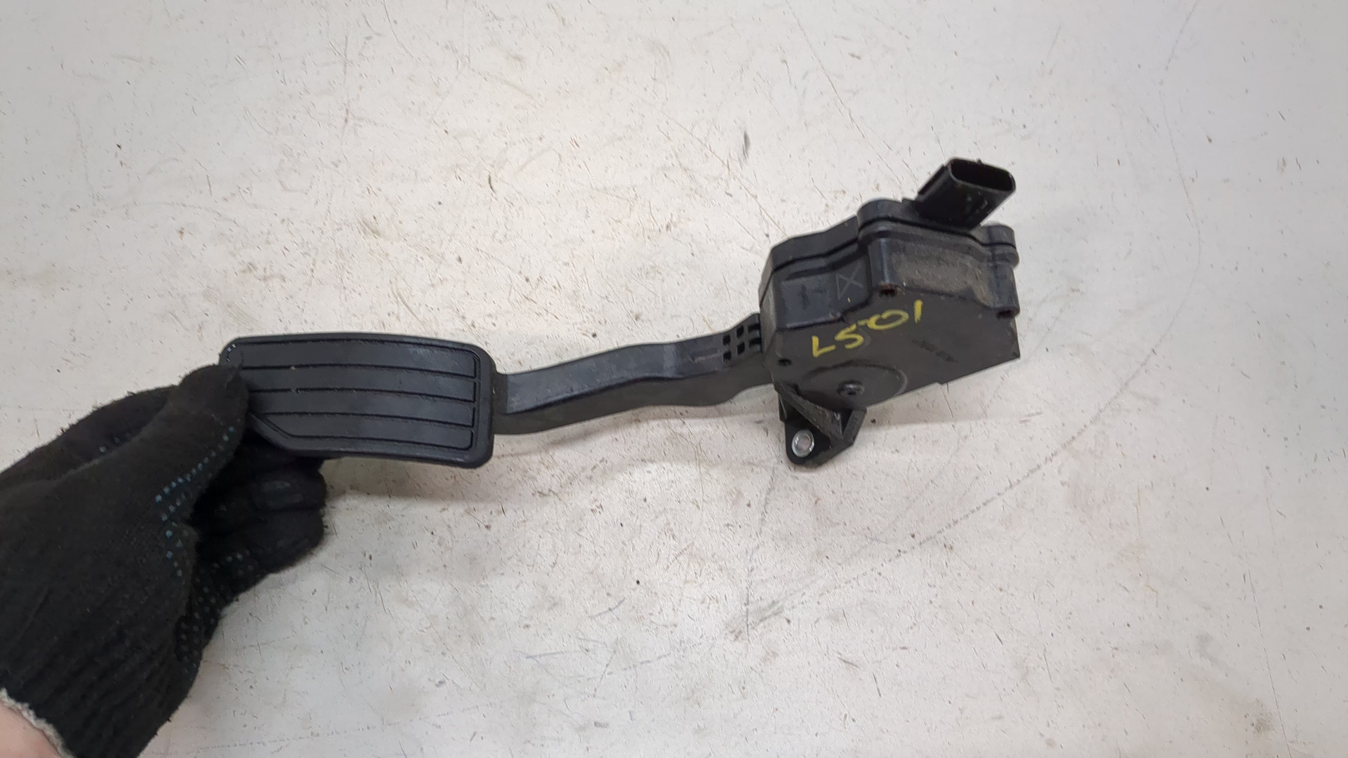 Педаль газа