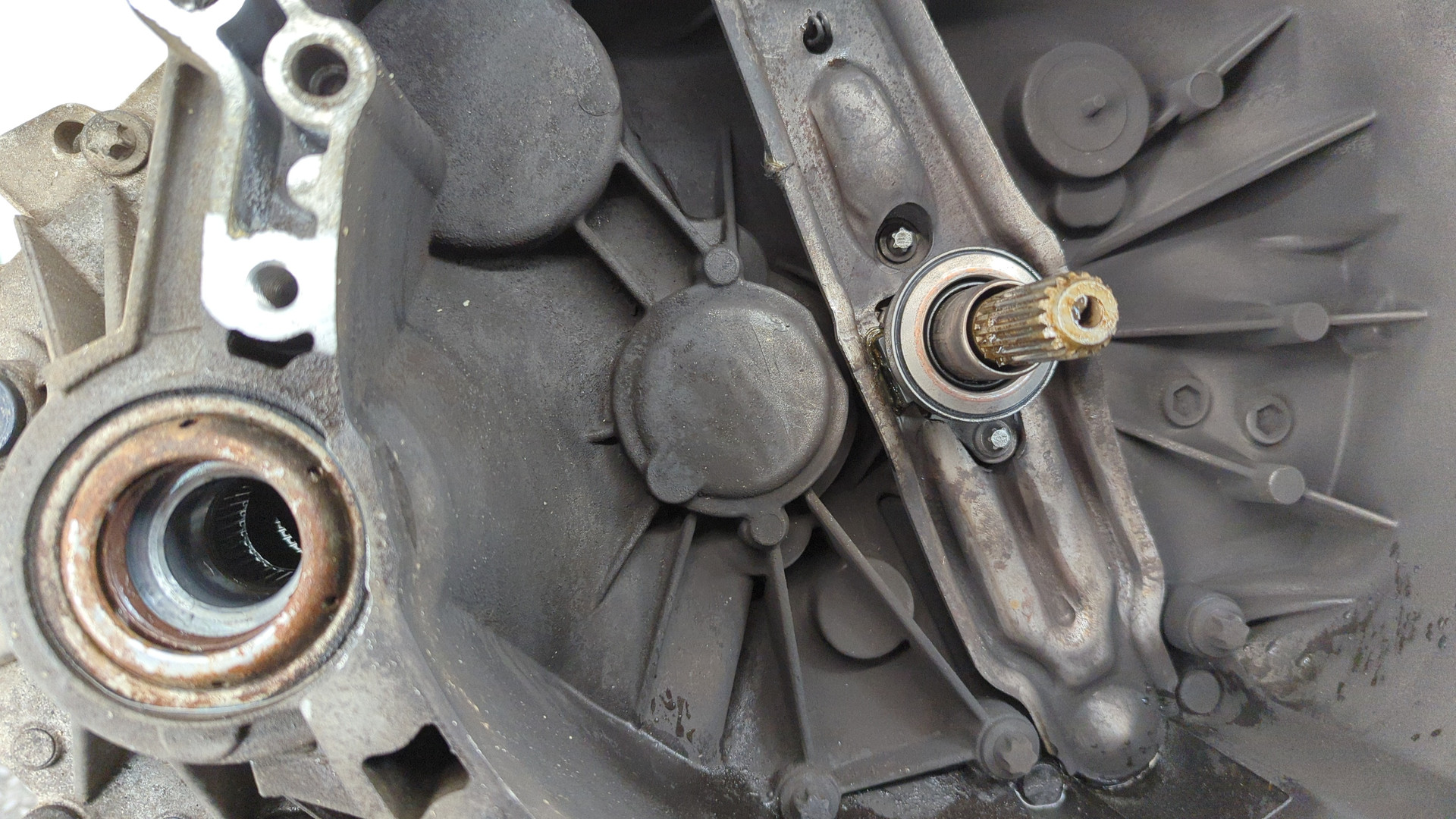 МКПП (механическая коробка переключения передач)