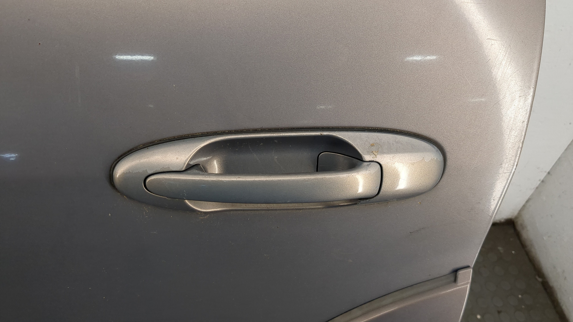 Дверь задняя левая