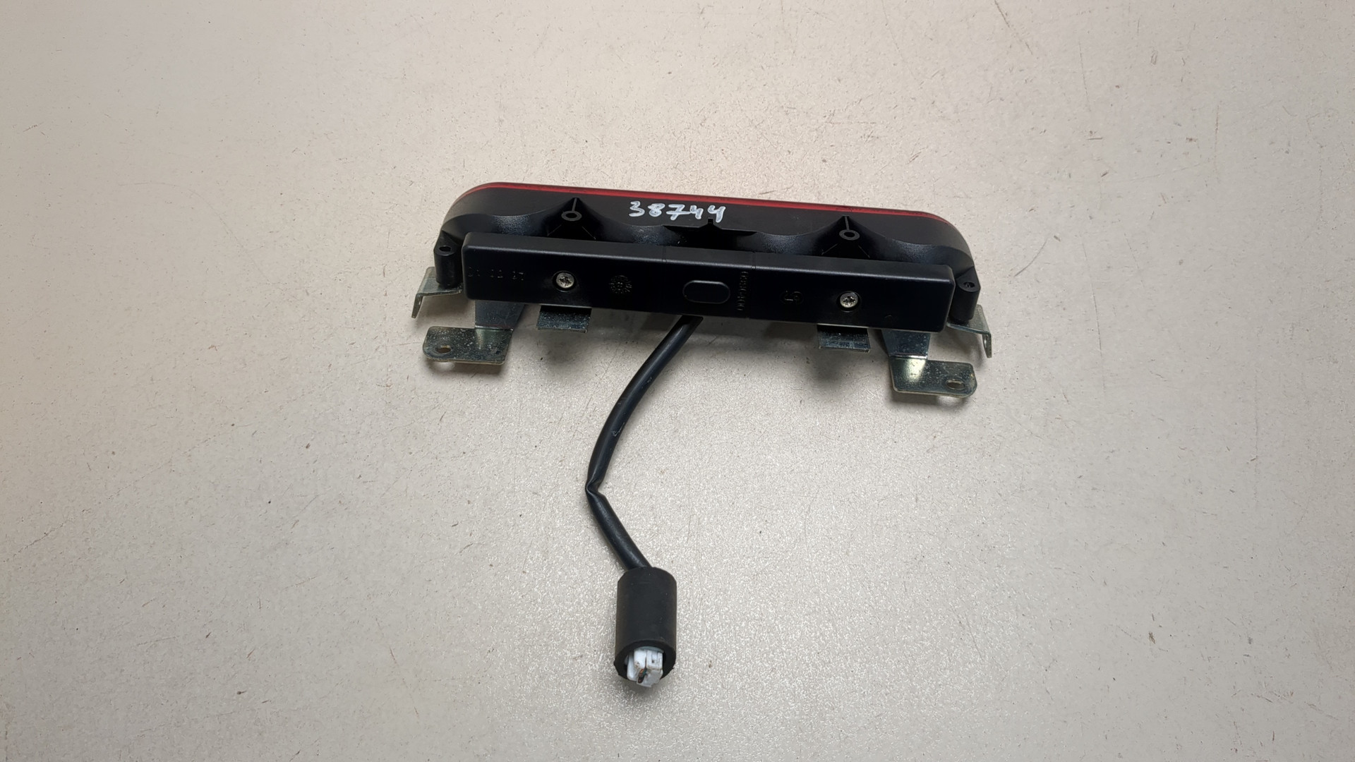 Фонарь задний (стоп сигнал)