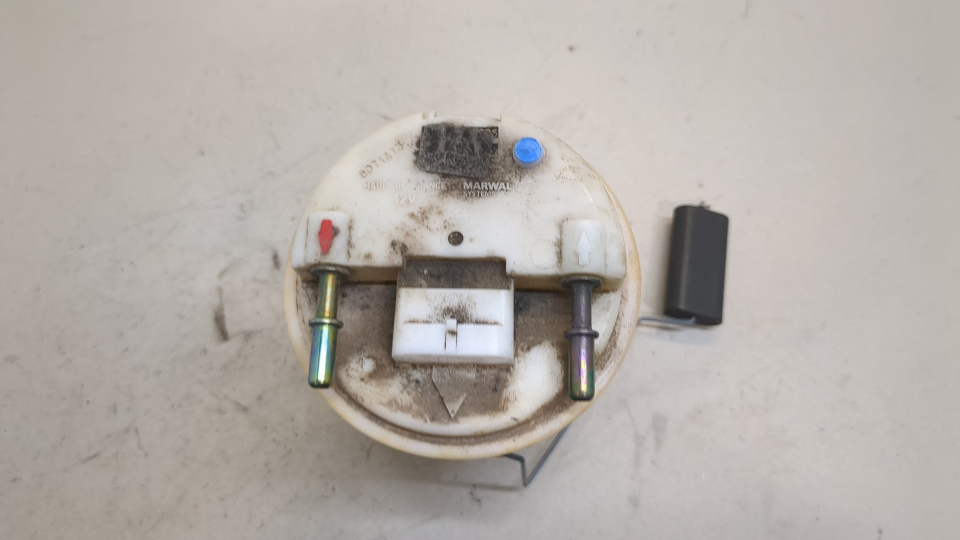 Насос топливный электрический