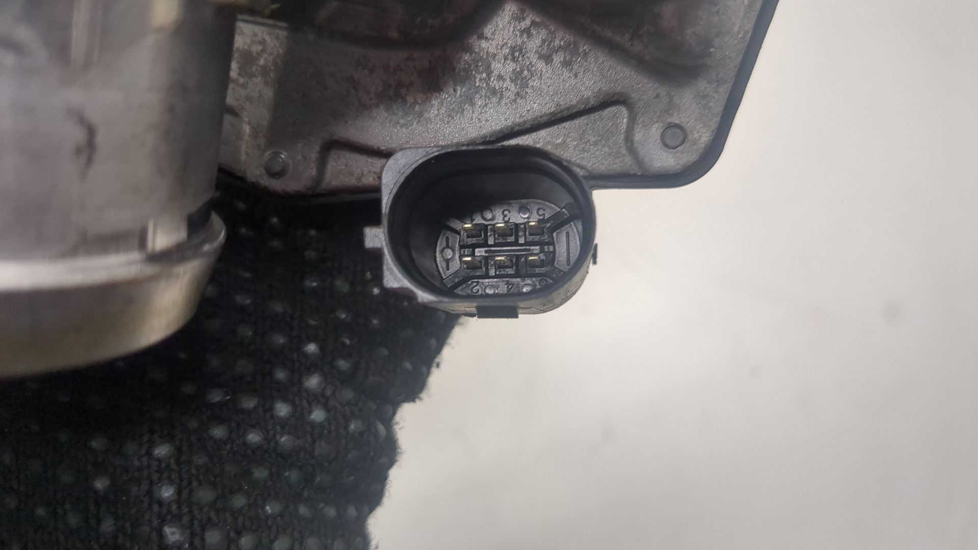 Заслонка дроссельная электрическая