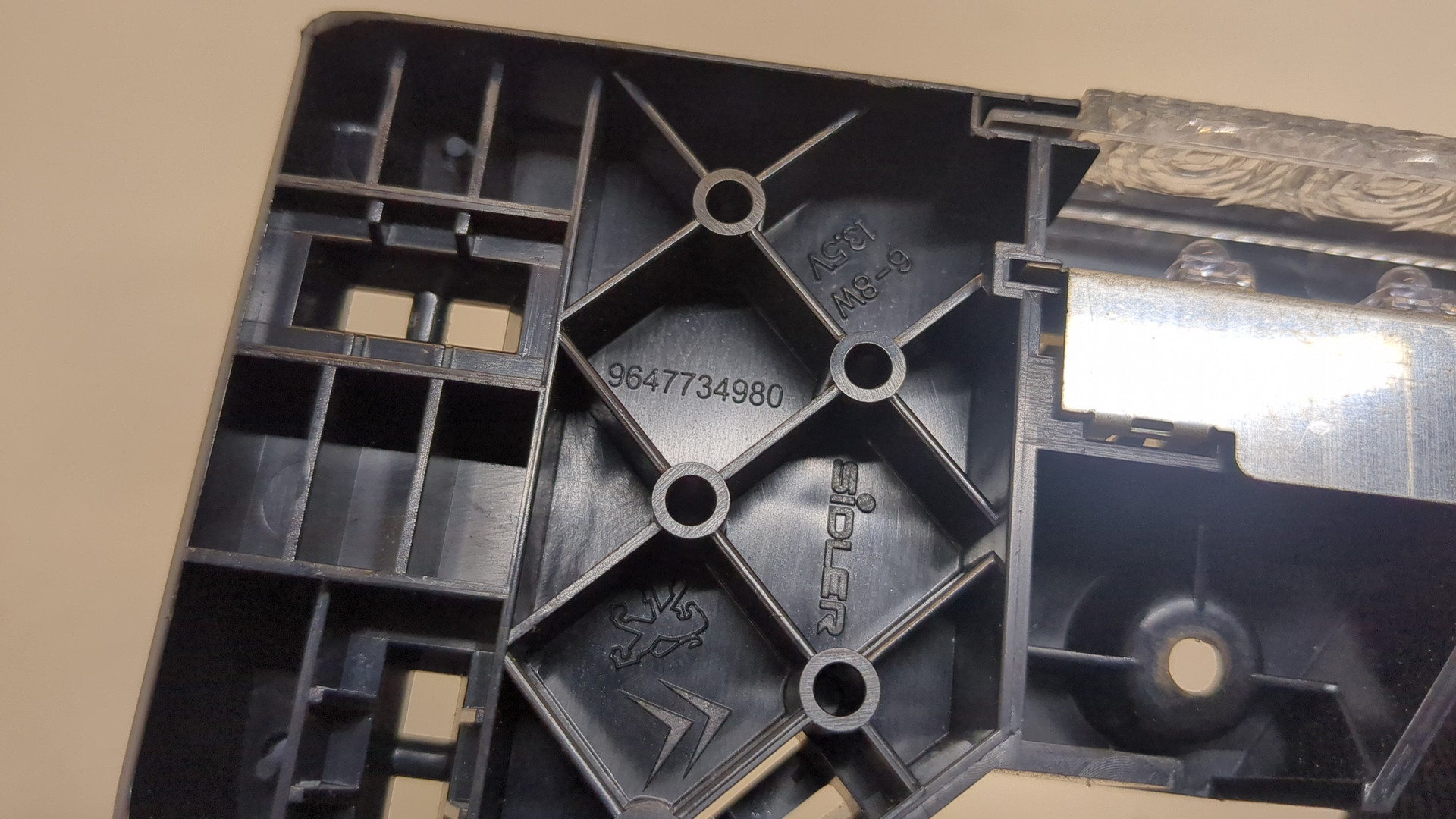 Фонарь задний (стоп сигнал)