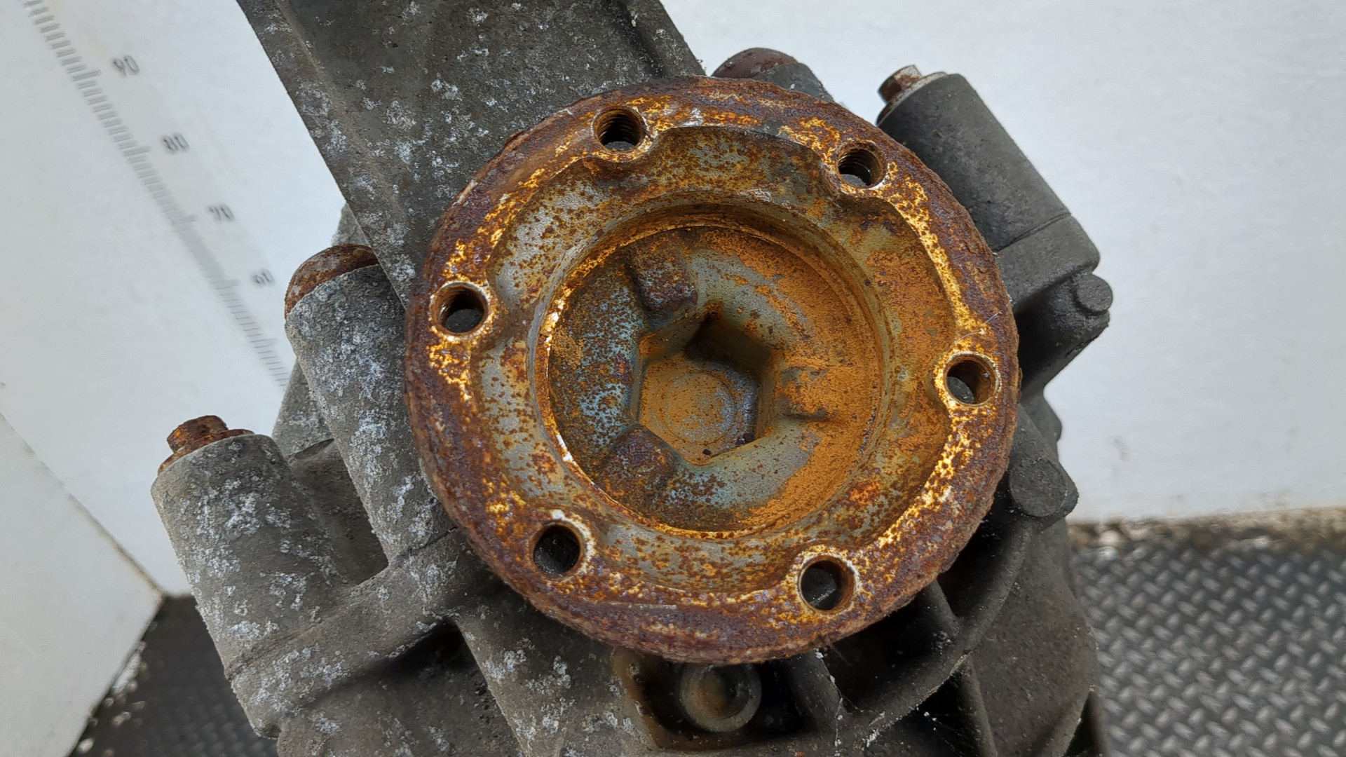 Редуктор заднего моста