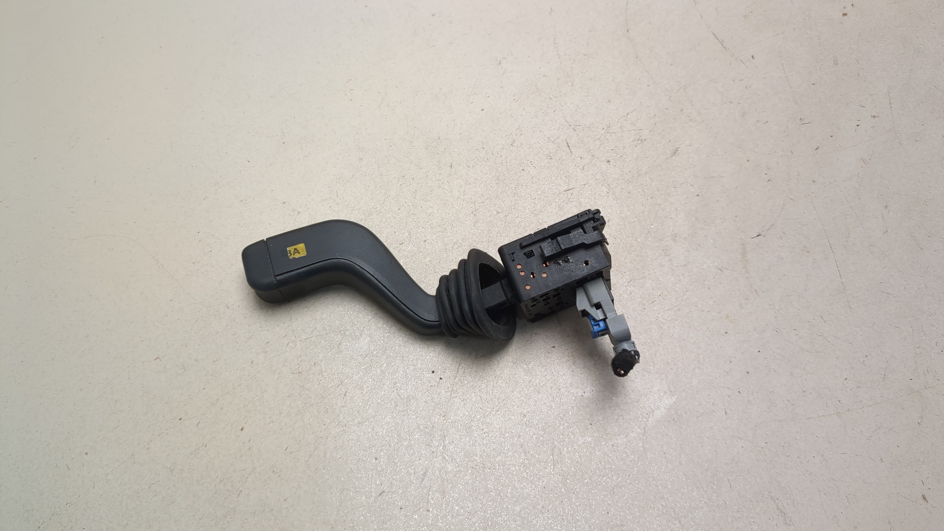 Переключатель поворотов подрулевой