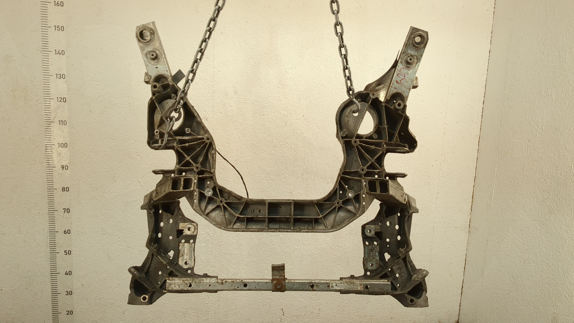 Балка подмоторная