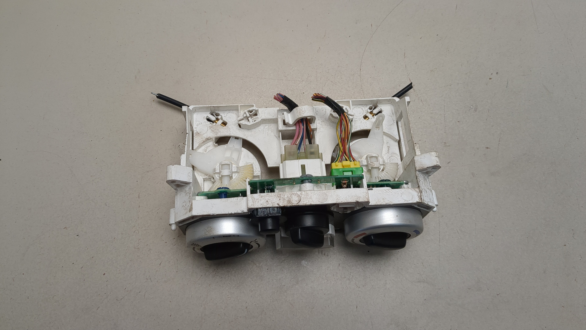 Переключатель отопителя