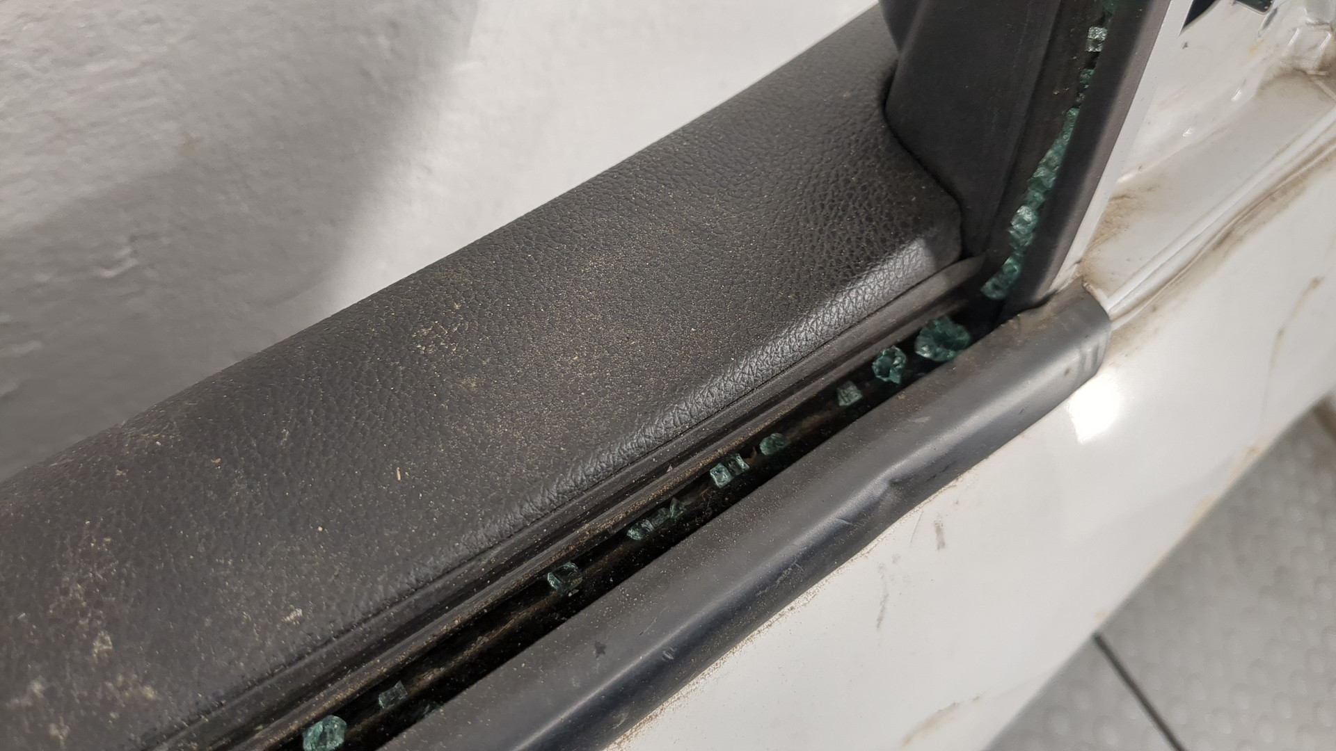 Дверь передняя правая