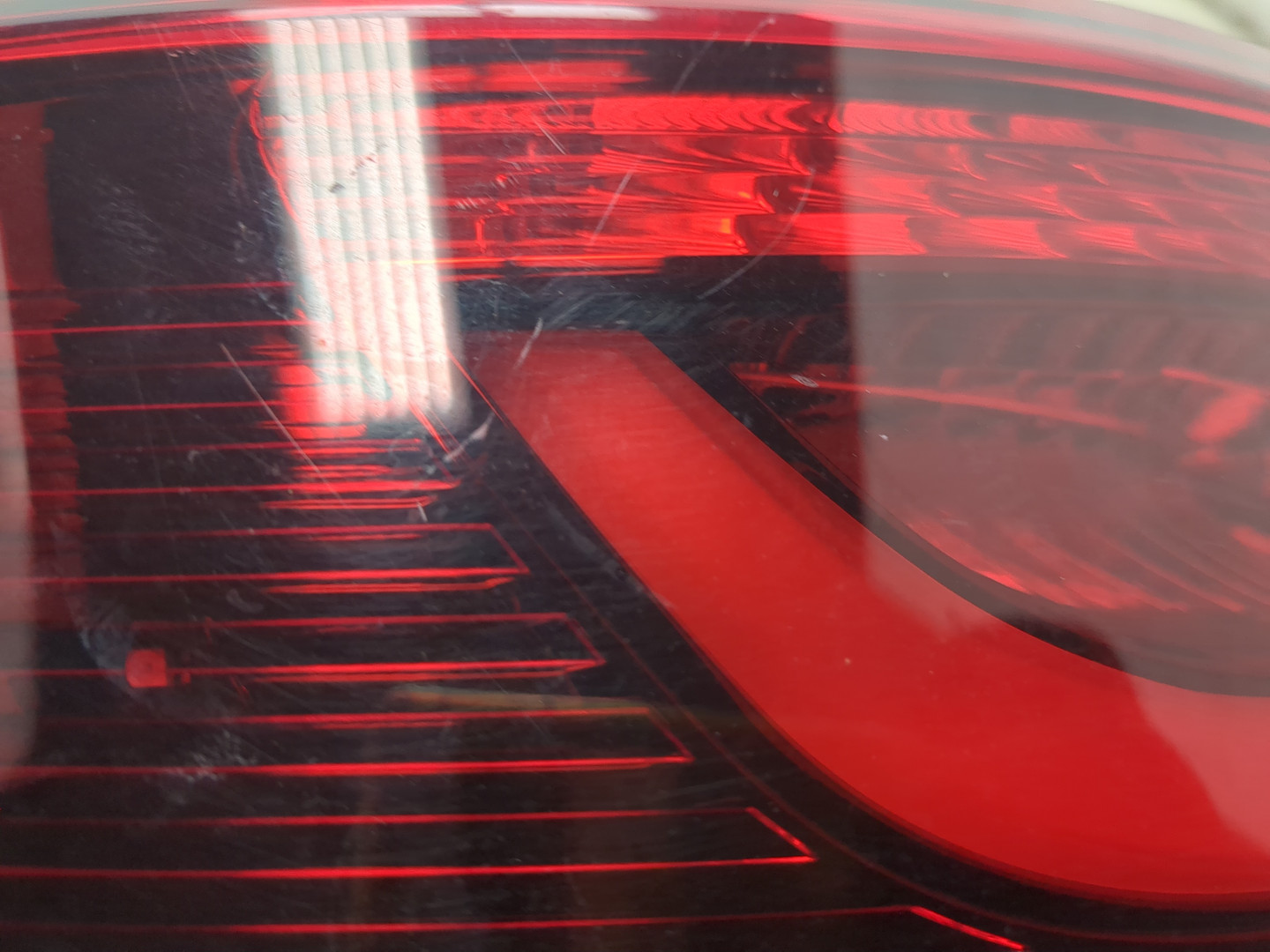 Фонарь задний правый