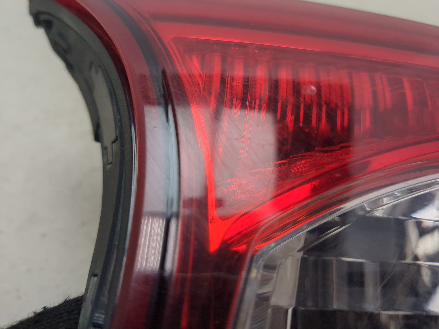 Фонарь задний внутренний правый