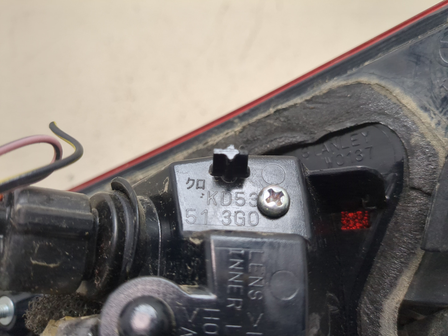 Фонарь задний внутренний правый