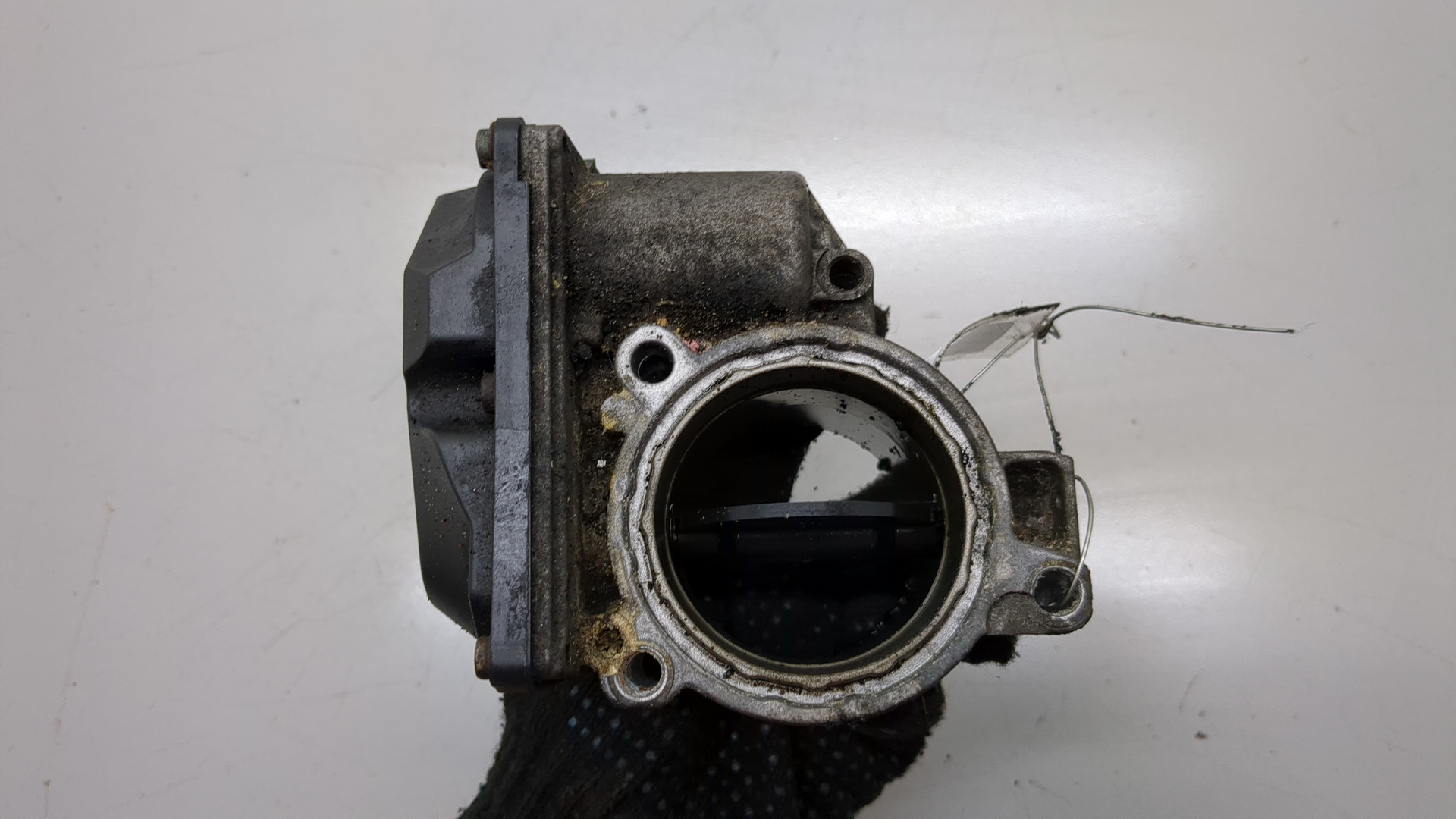 Заслонка дроссельная электрическая