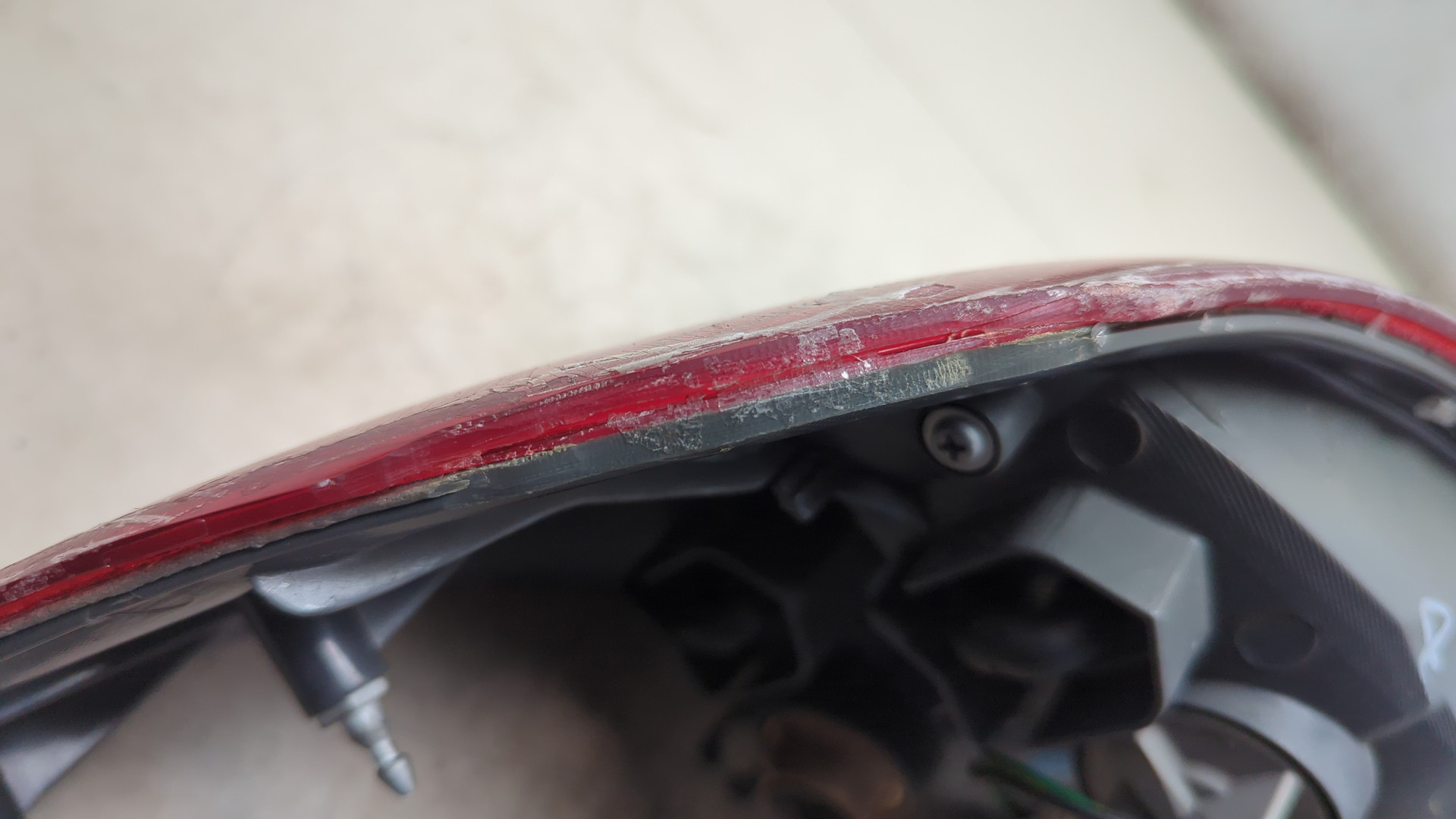 Фонарь задний правый