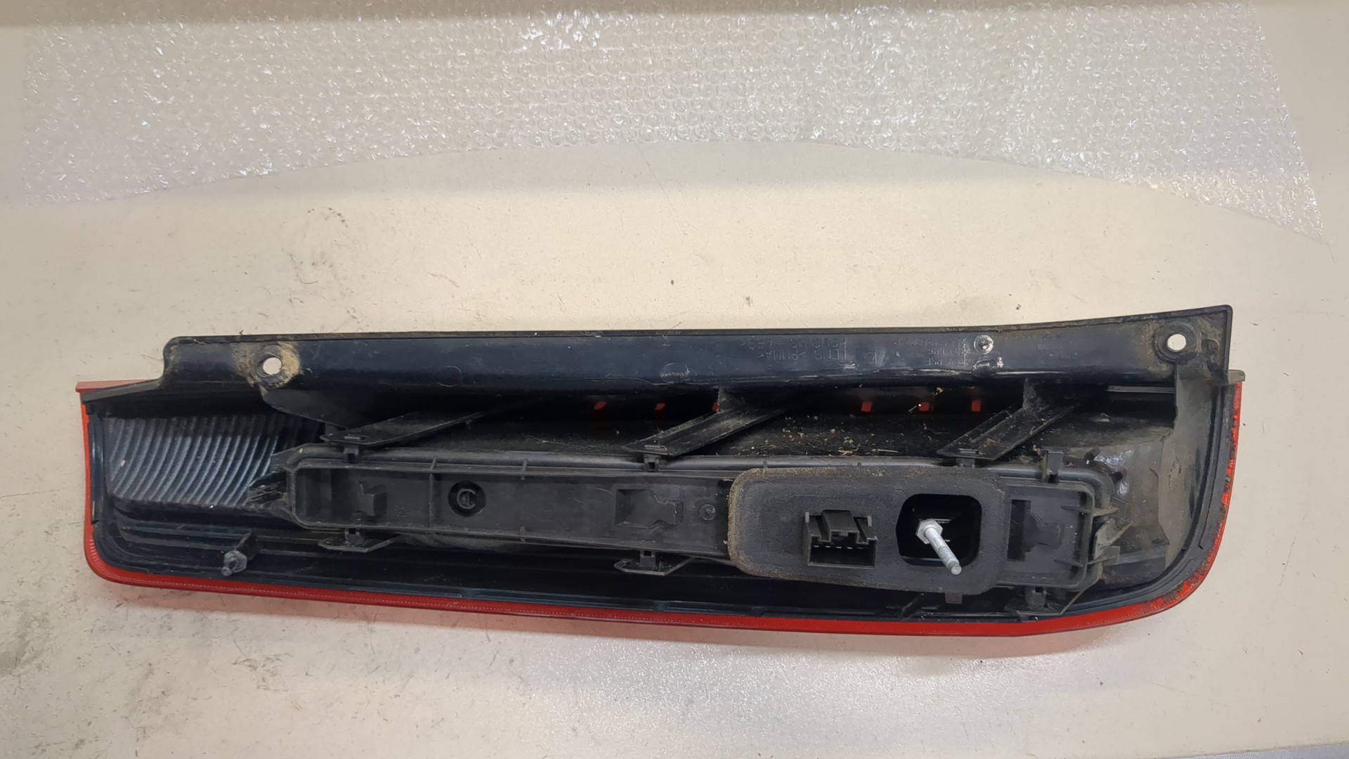 Фонарь задний правый