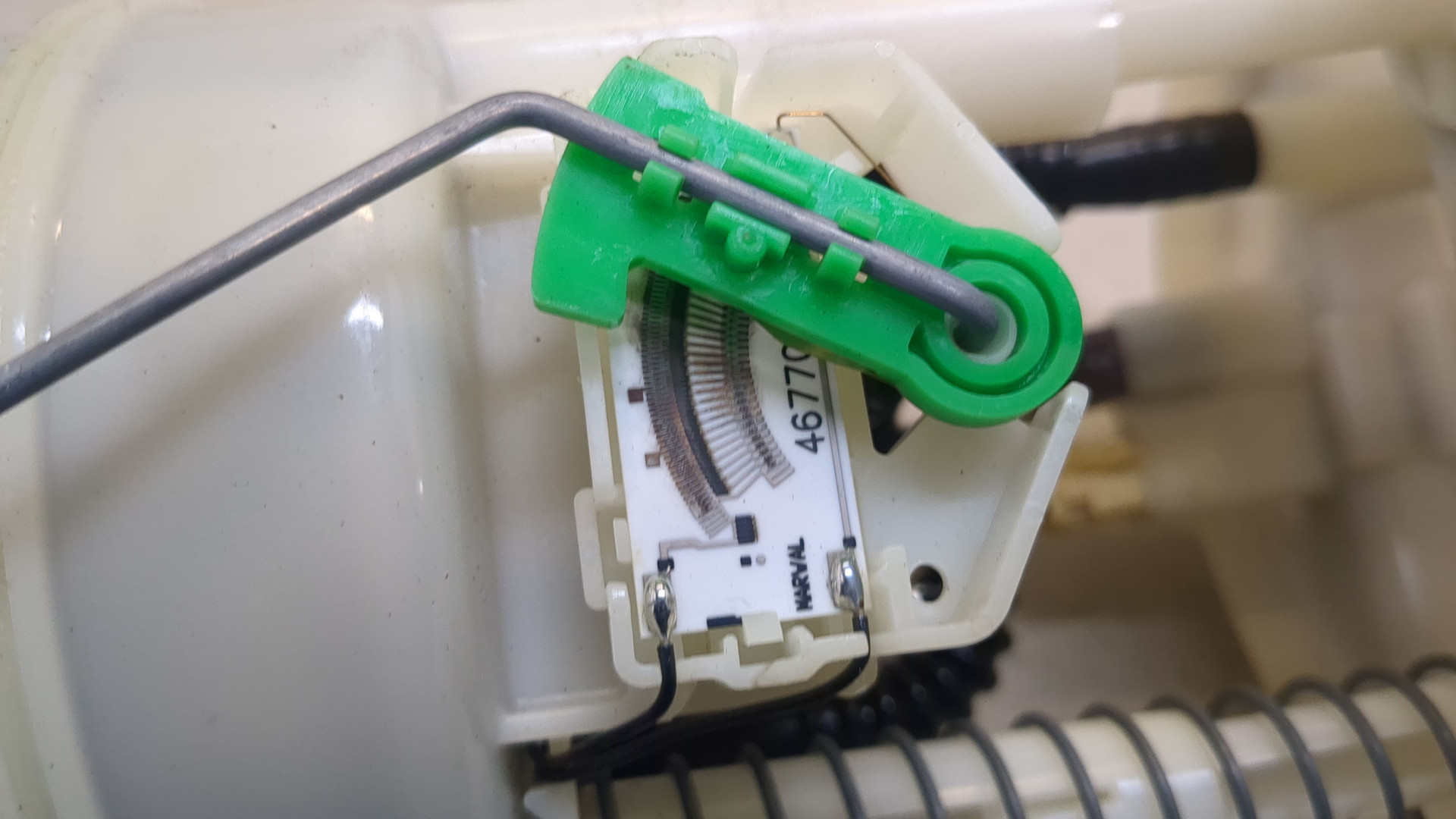 Насос топливный электрический