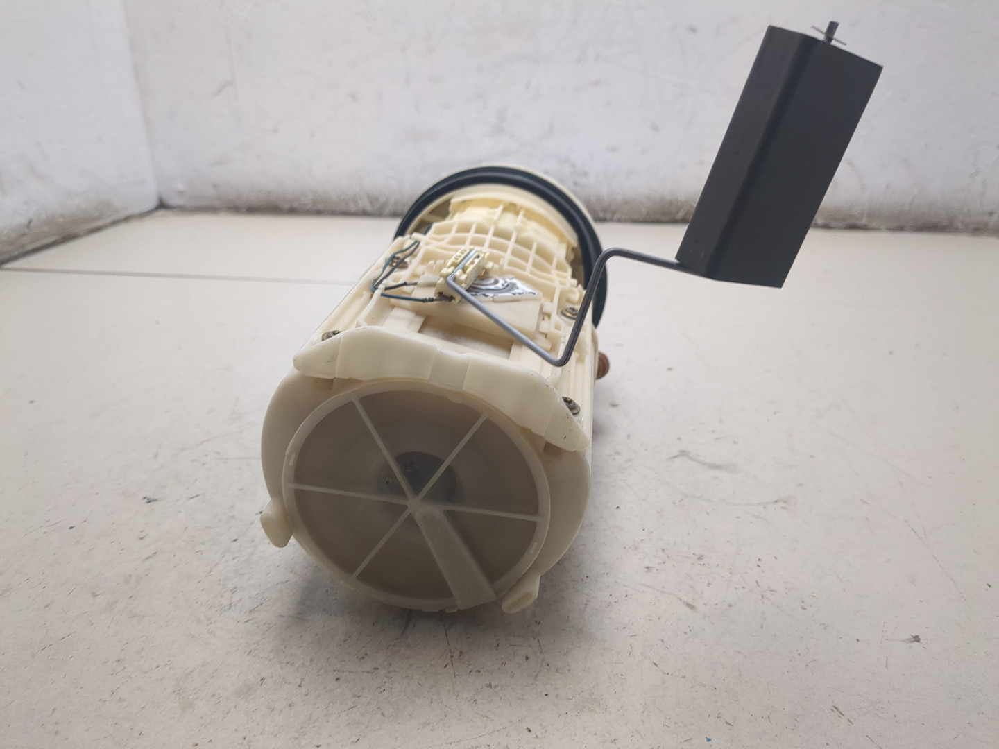 Насос топливный электрический