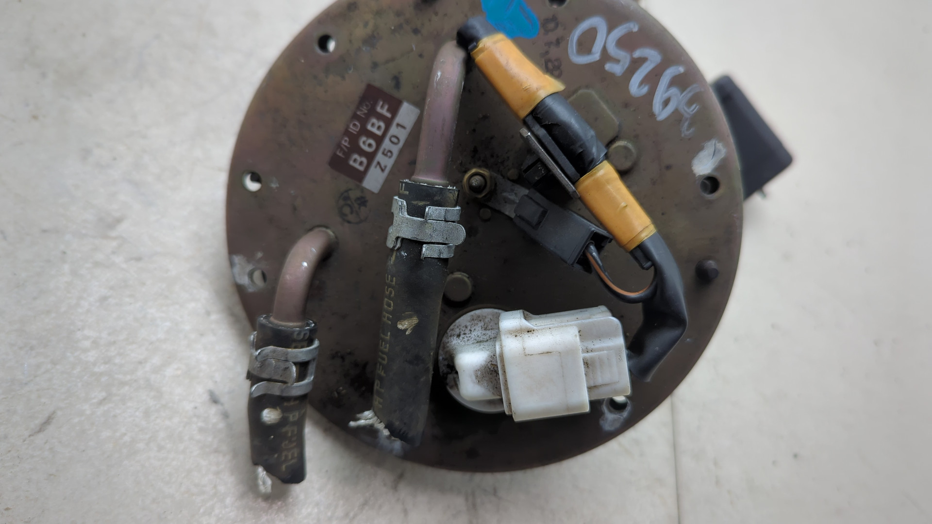 Насос топливный электрический