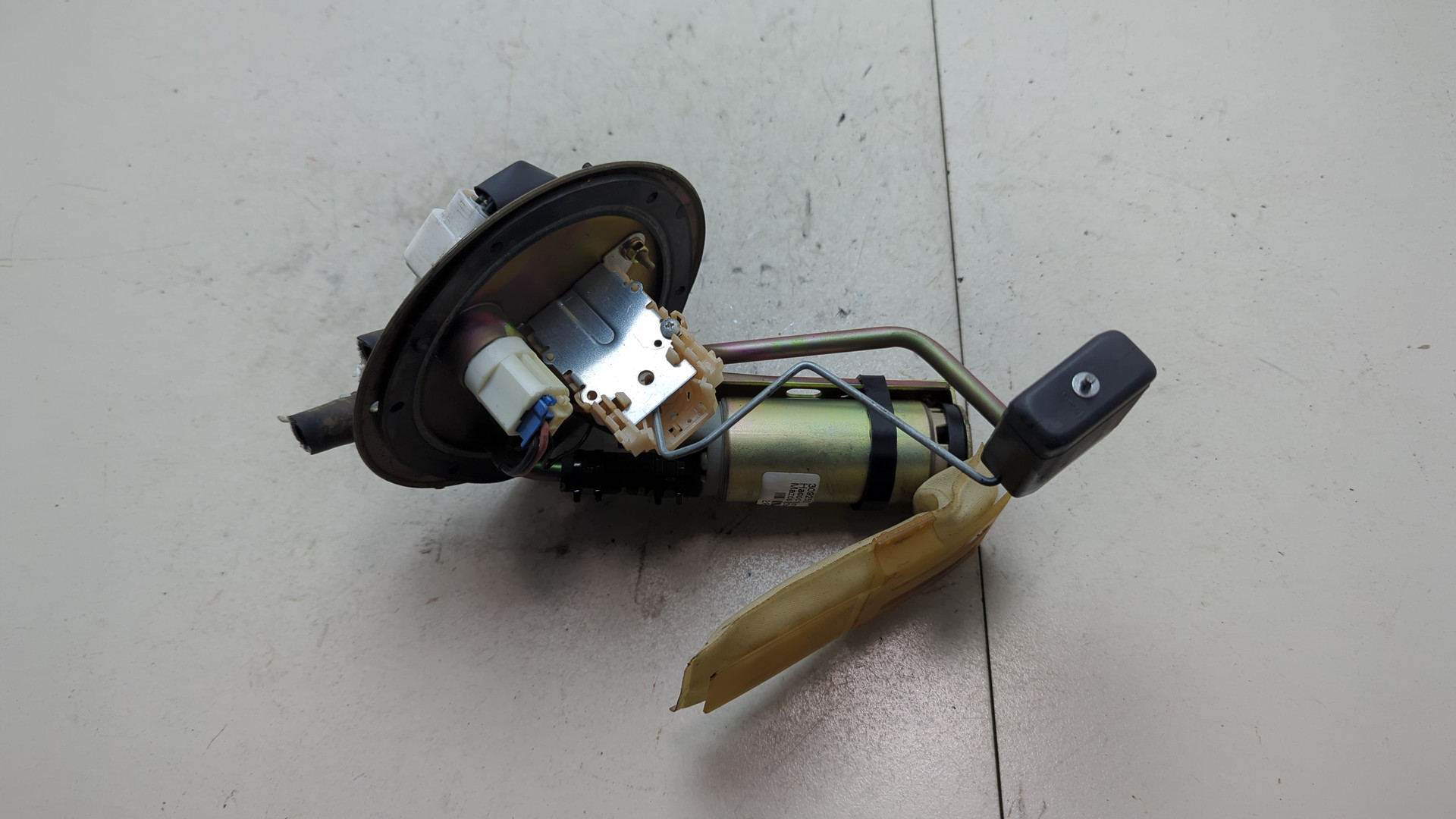 Насос топливный электрический