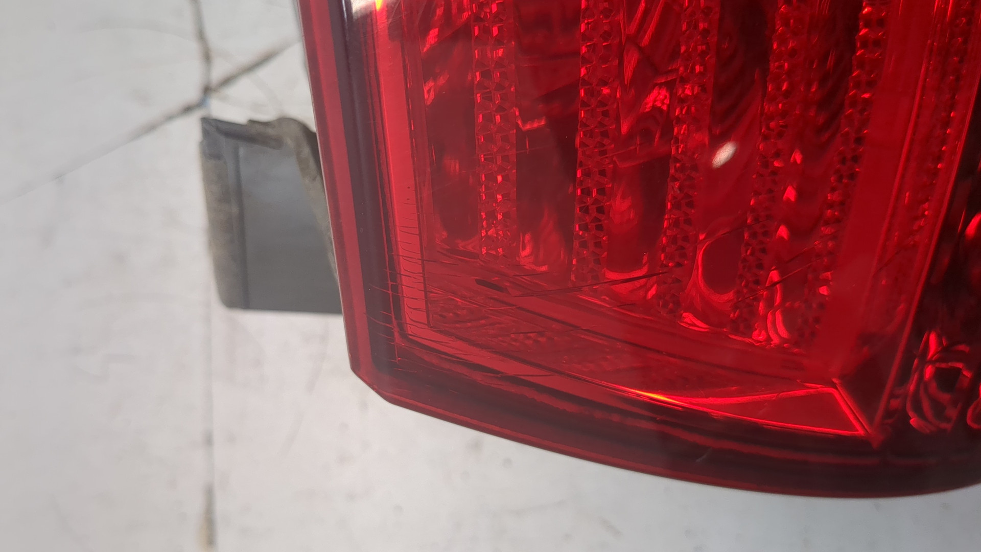 Фонарь задний правый