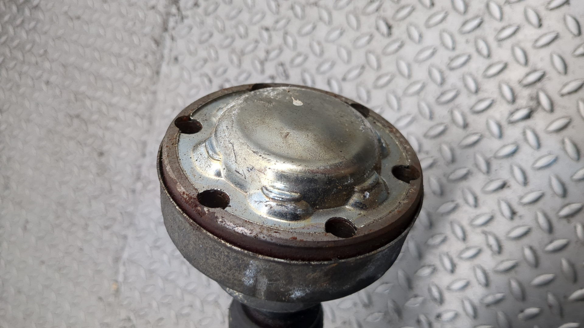 Вал карданный передний