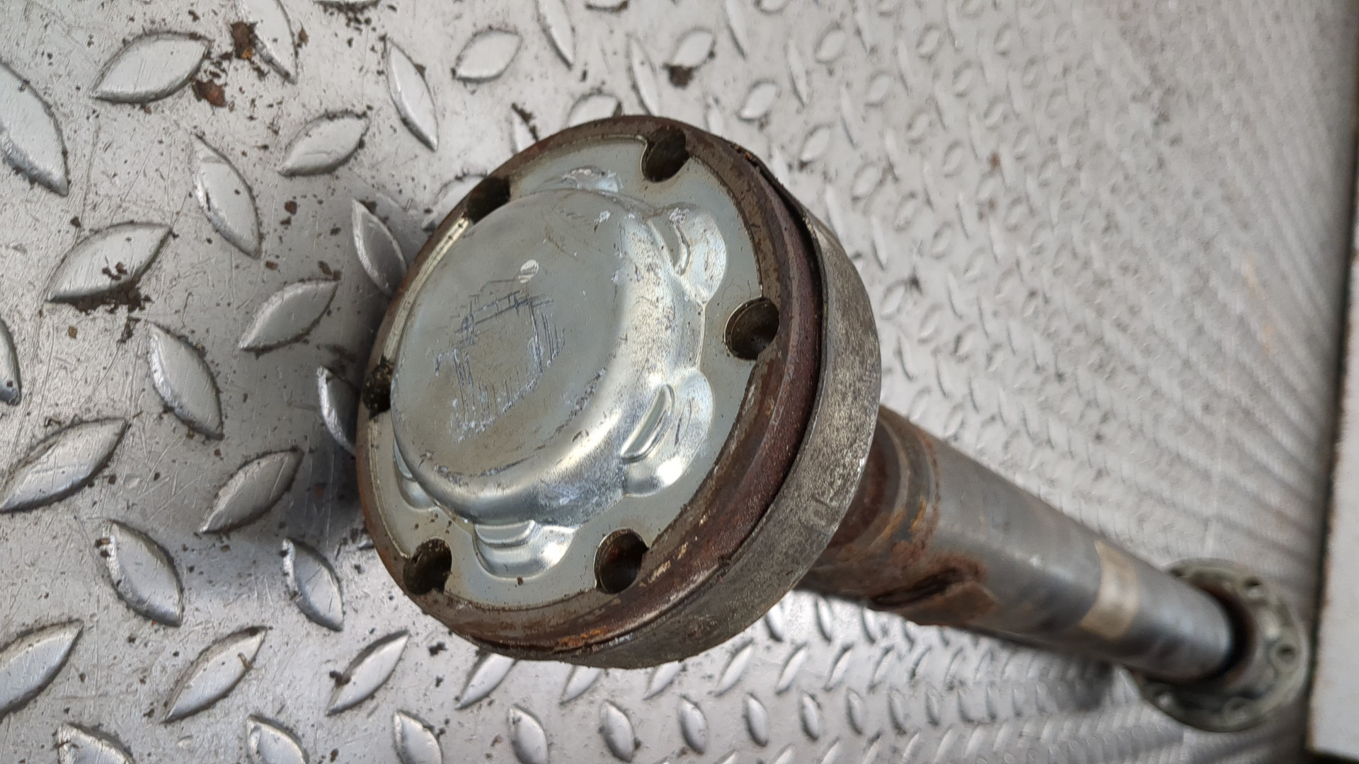 Вал карданный передний